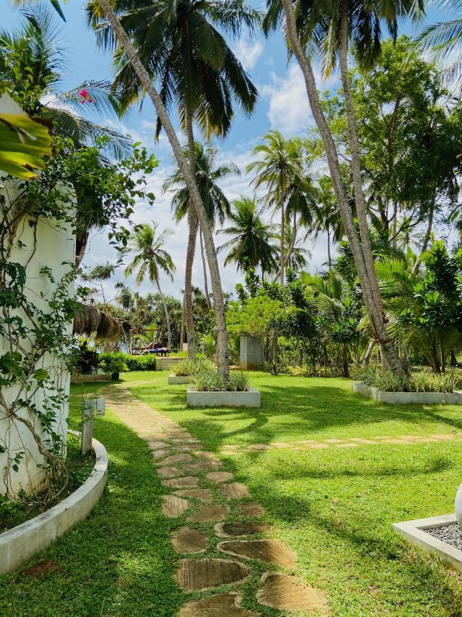 Sanjis The Seaside Cabanas Tangalle Exterior foto